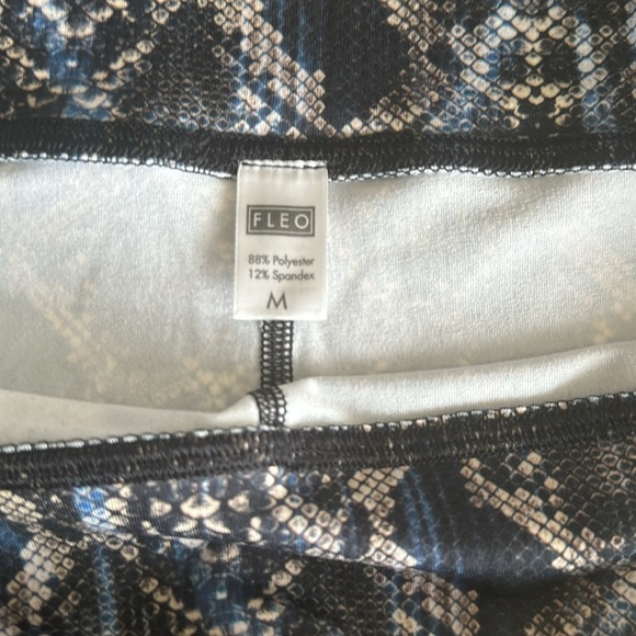 FLEO Python Shorts - Picture 5 of 5